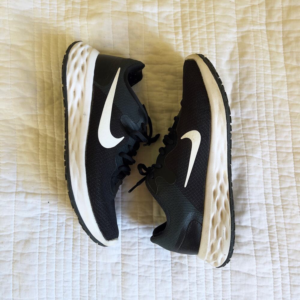 Nike Sneakers Women's Size 8 Running Shoes